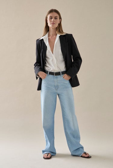 01 Blazer in Black
