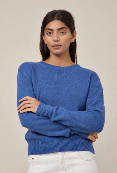 Boyfriend Sweater Blue in Blue