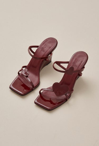 Heartstopper Wedge in White