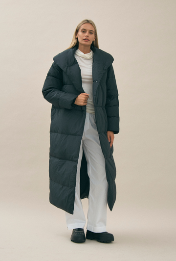 Puffer Coat in Black