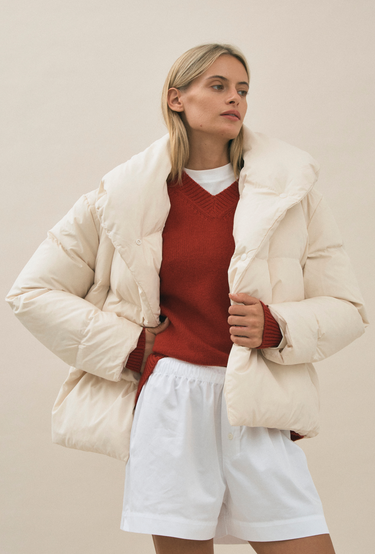 The Beyond Puffer in Cream